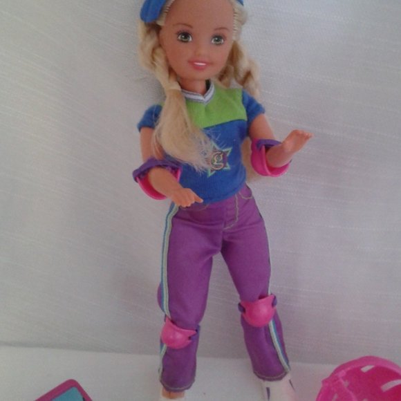 Barbie Dolls - Picture 5 of 9